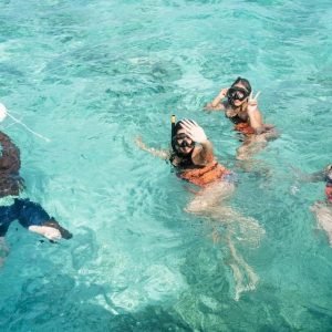 Punta Cana: Catamaran Tour with Open Bar and Reef Snorkeling