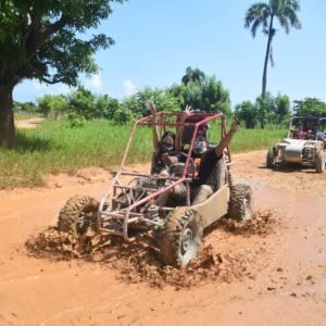 Abenteuer in Buggys in Playa Rincón von Samaná aus