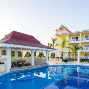 Private Transfer Punta Cana Airport to Bahia P. Bouganville